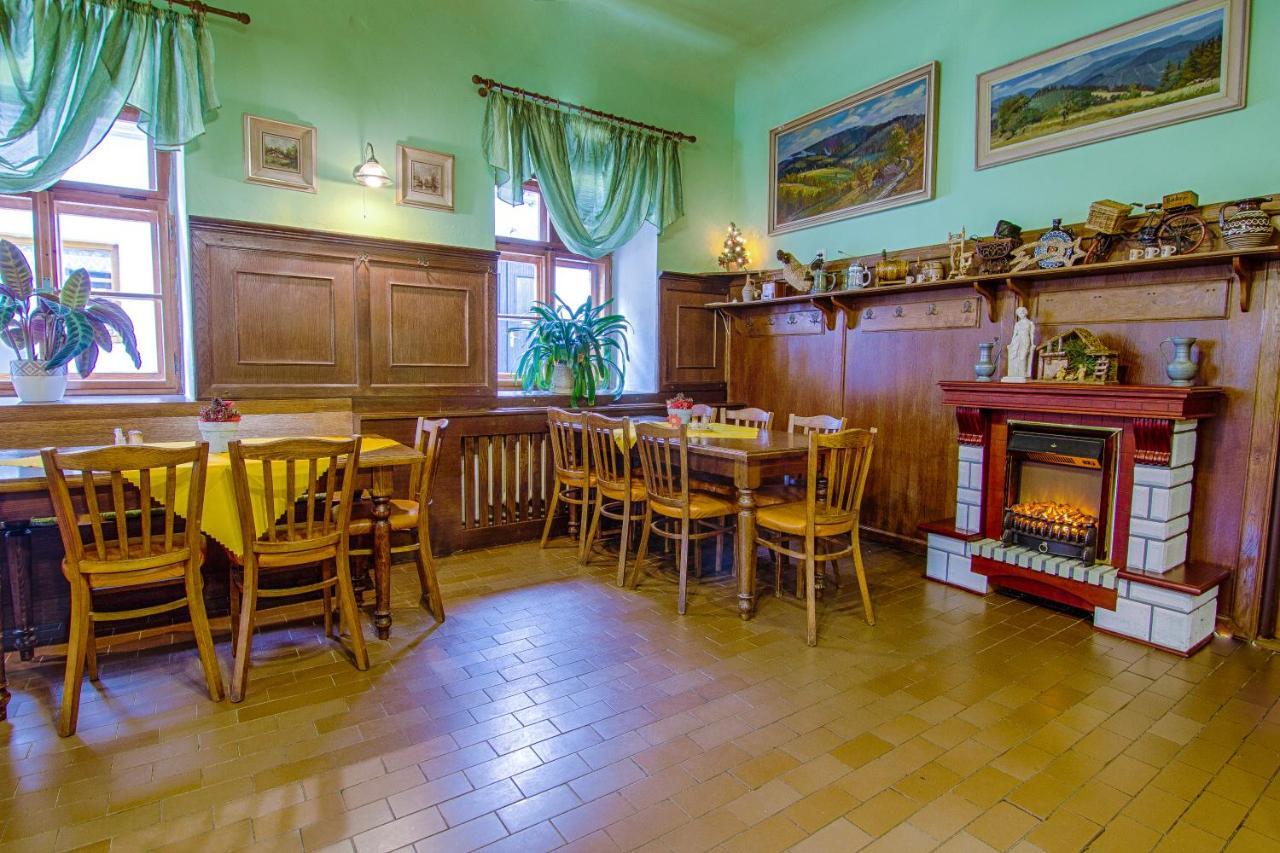 Hotel Posta Černý Dŭl Esterno foto