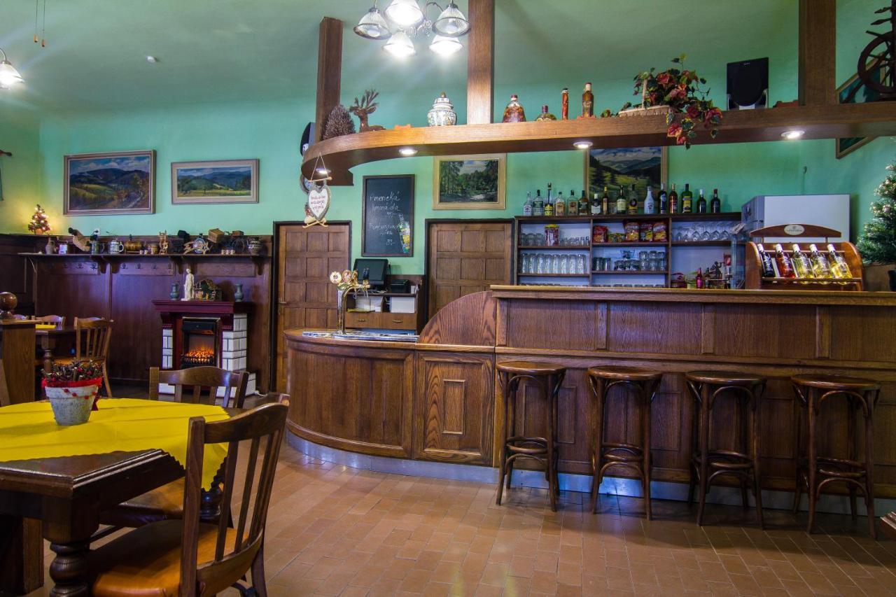 Hotel Posta Černý Dŭl Esterno foto