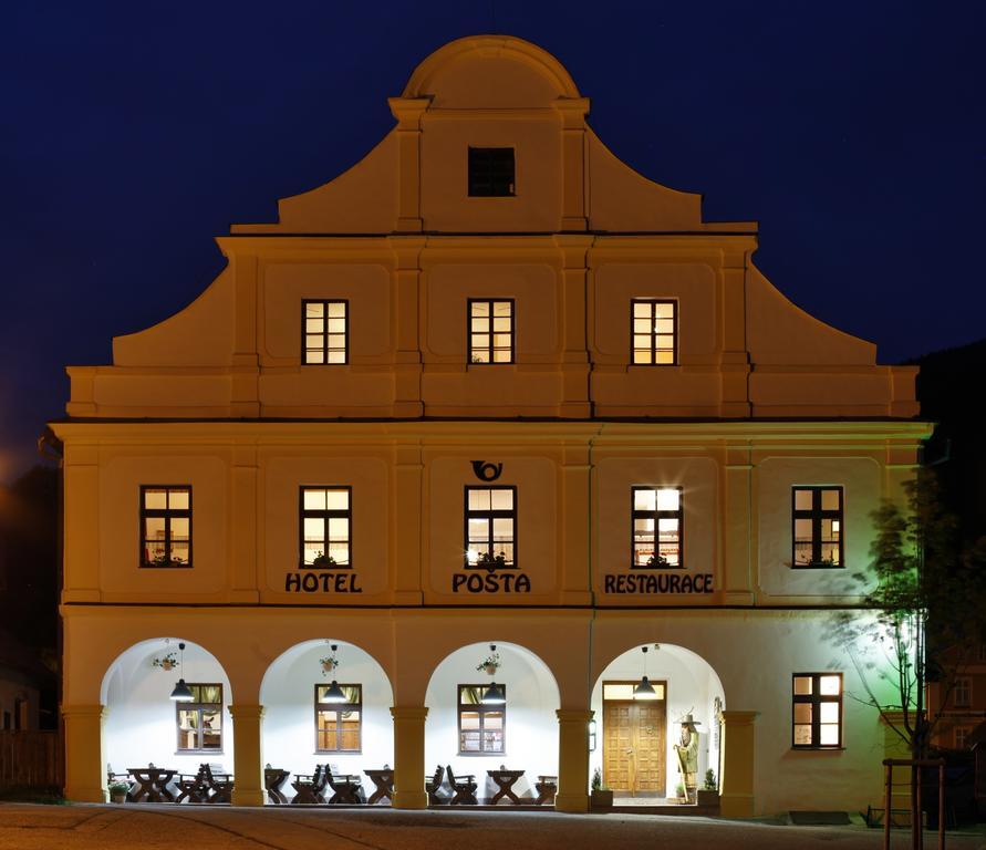 Hotel Posta Černý Dŭl Esterno foto