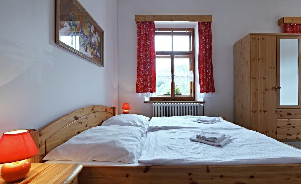 Hotel Posta Černý Dŭl Esterno foto